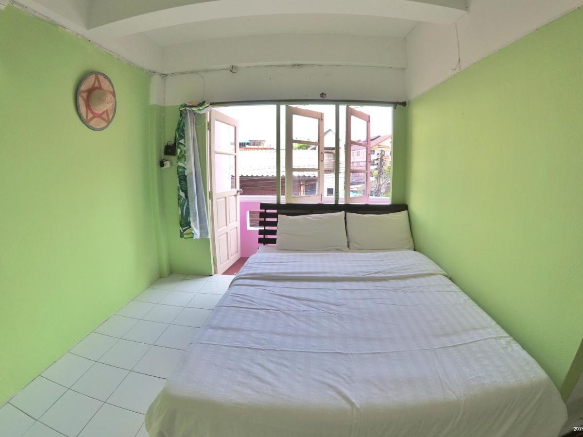 Better House 佰特客栈 Aparthotel Chiang Mai Bagian luar foto